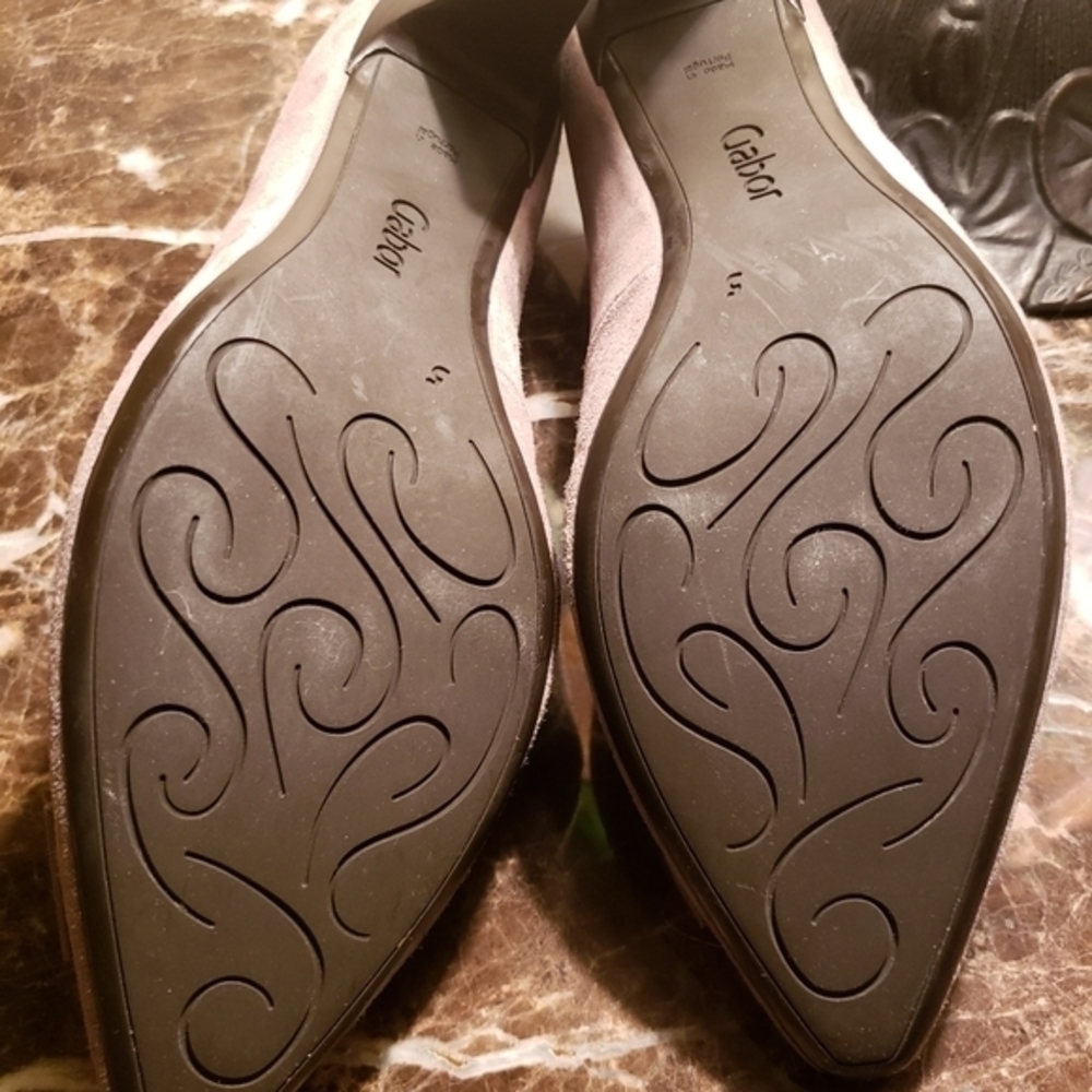 Vintage Gabor Suede Heels - Picture 4 of 11